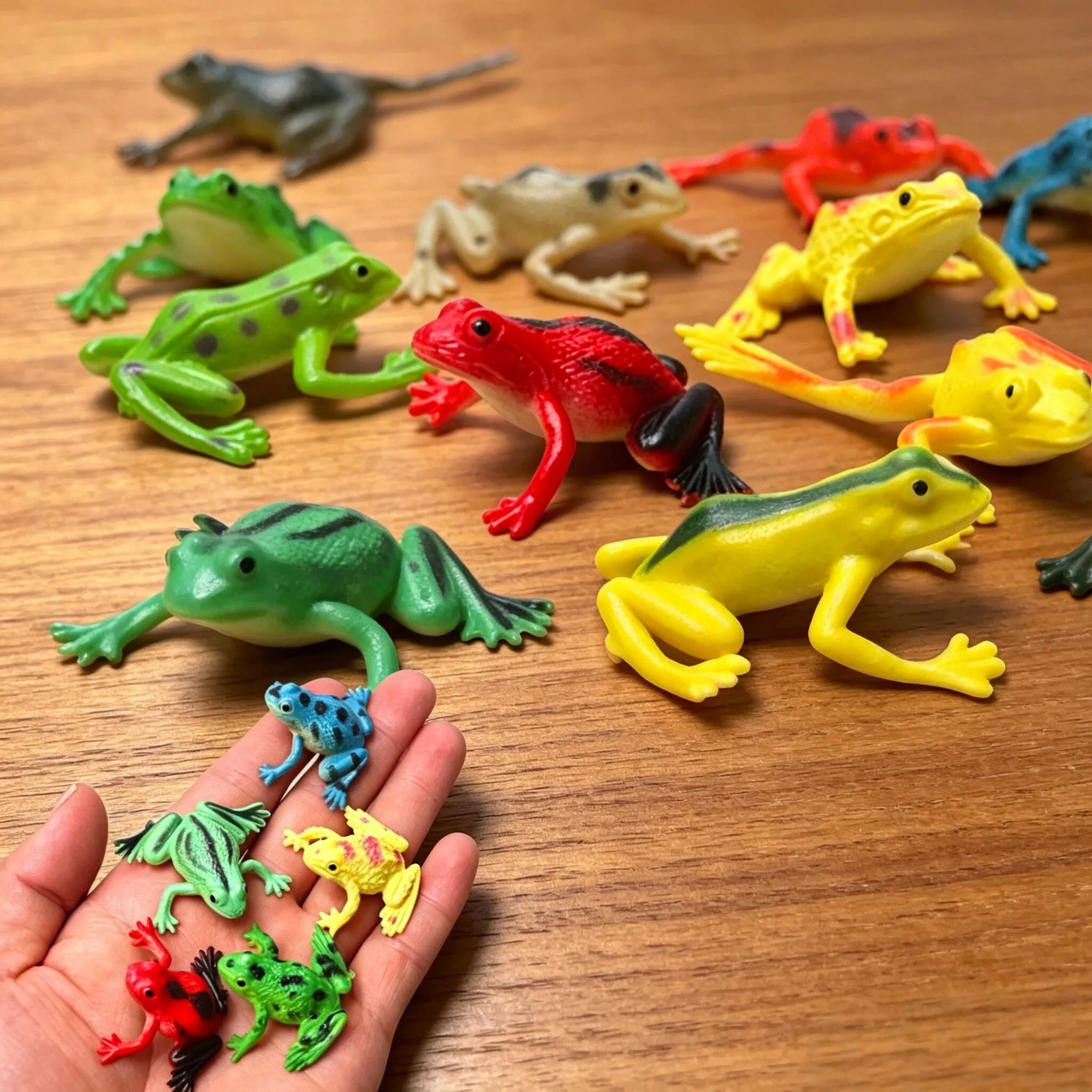 12Pcs Realistic Frogs Statue K - Science And Hobby のレビューと価格